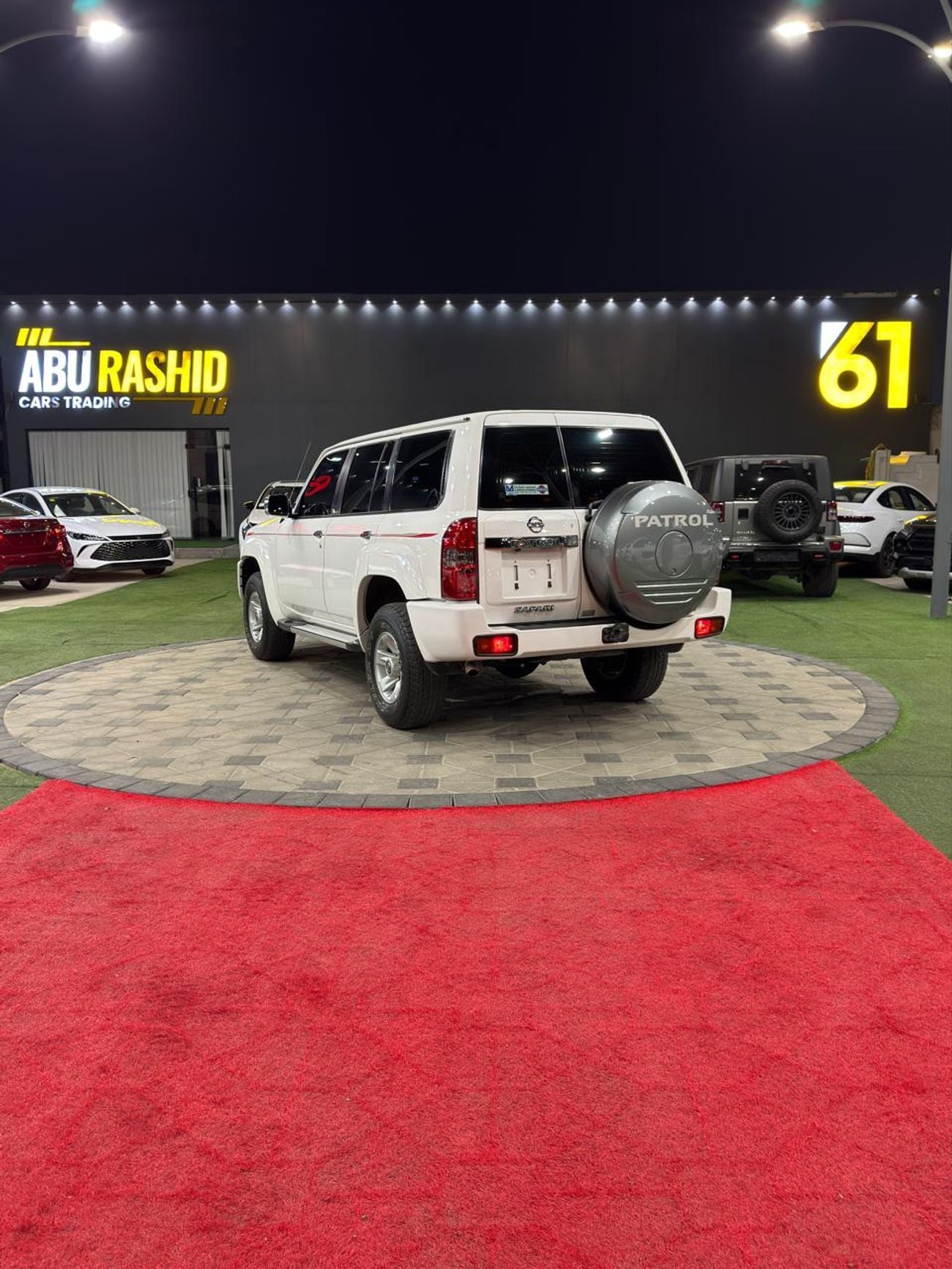 Nissan Patrol Safari 4.8L A/T
