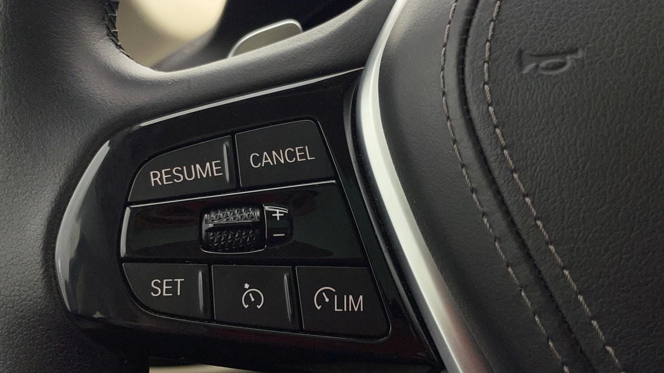 بي أم دبليو 520i JOY EDITION 2 | بدون دفعة مقدمة | اختبار القيادة في المنزل