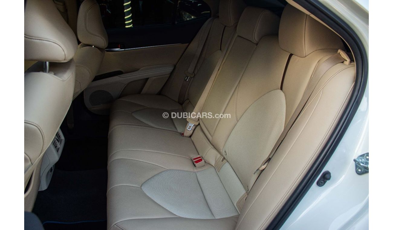 Toyota Camry Limited Toyota Camry hybrid Model : 2020 Price: 90,000 dirhams  Mileage: 58,000 km  Gulf specificati