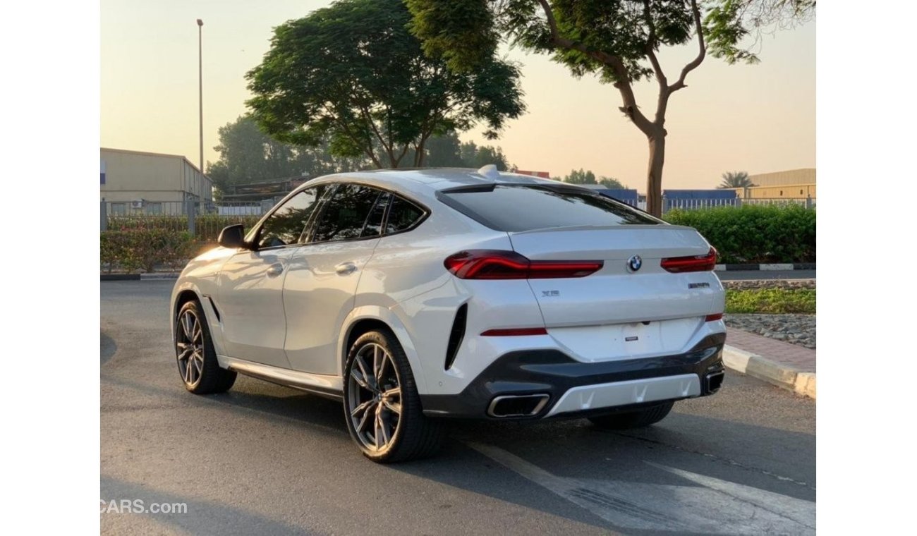 بي أم دبليو X6 M50i