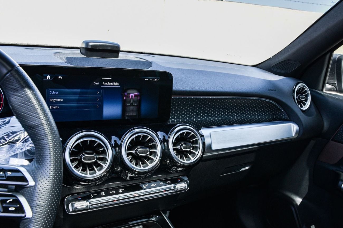 مرسيدس بنز GLB 250 4MATIC