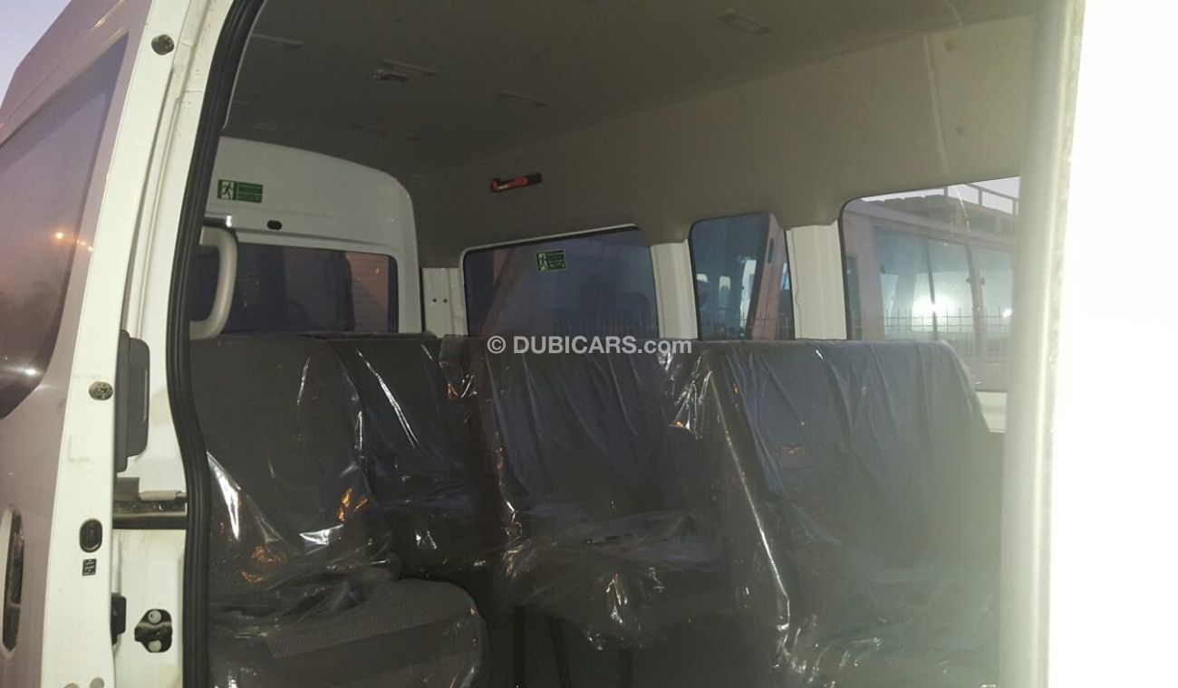 Nissan Urvan petrol  15 seat