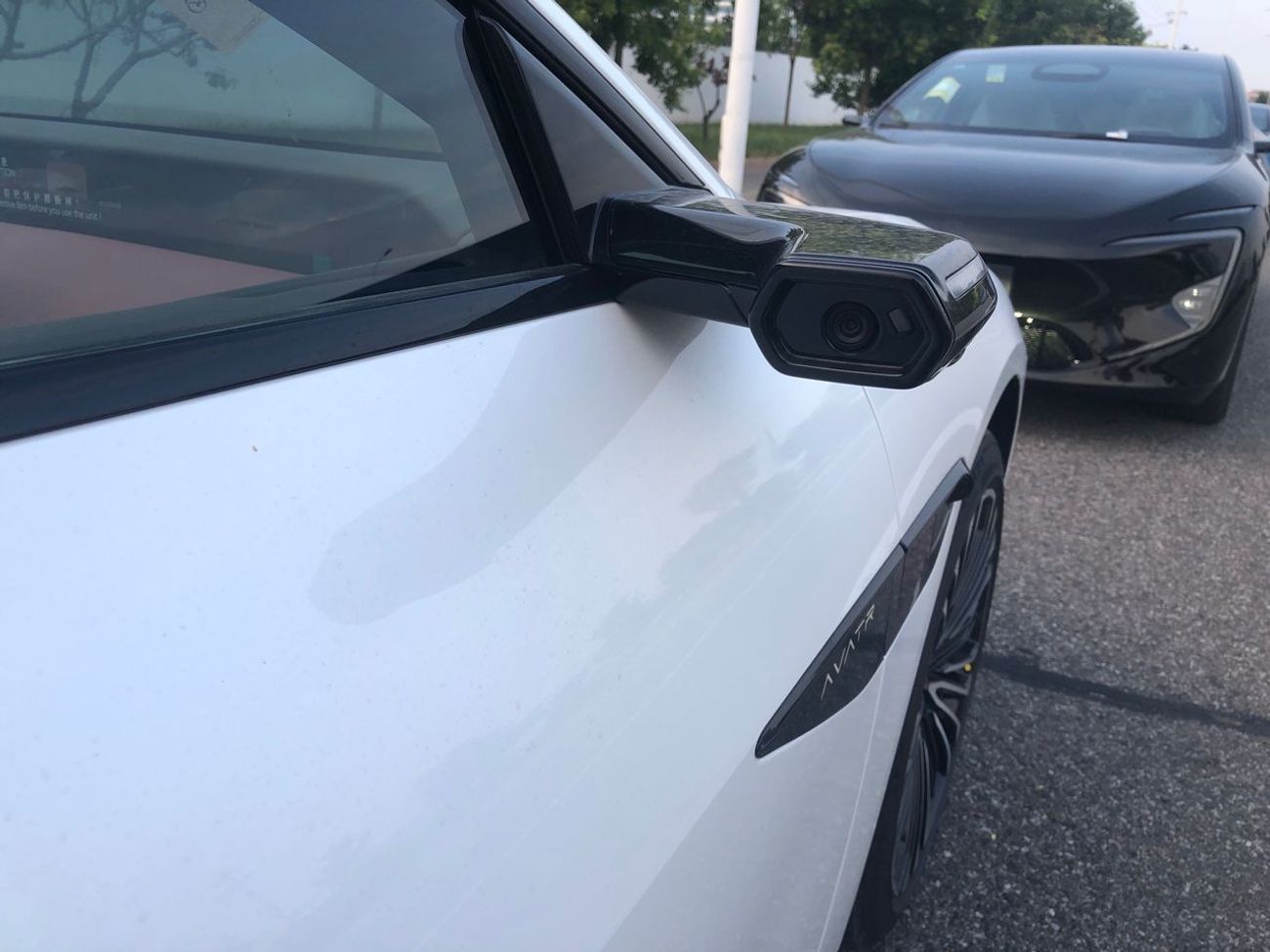 أفاتر 12 Luxury RWD