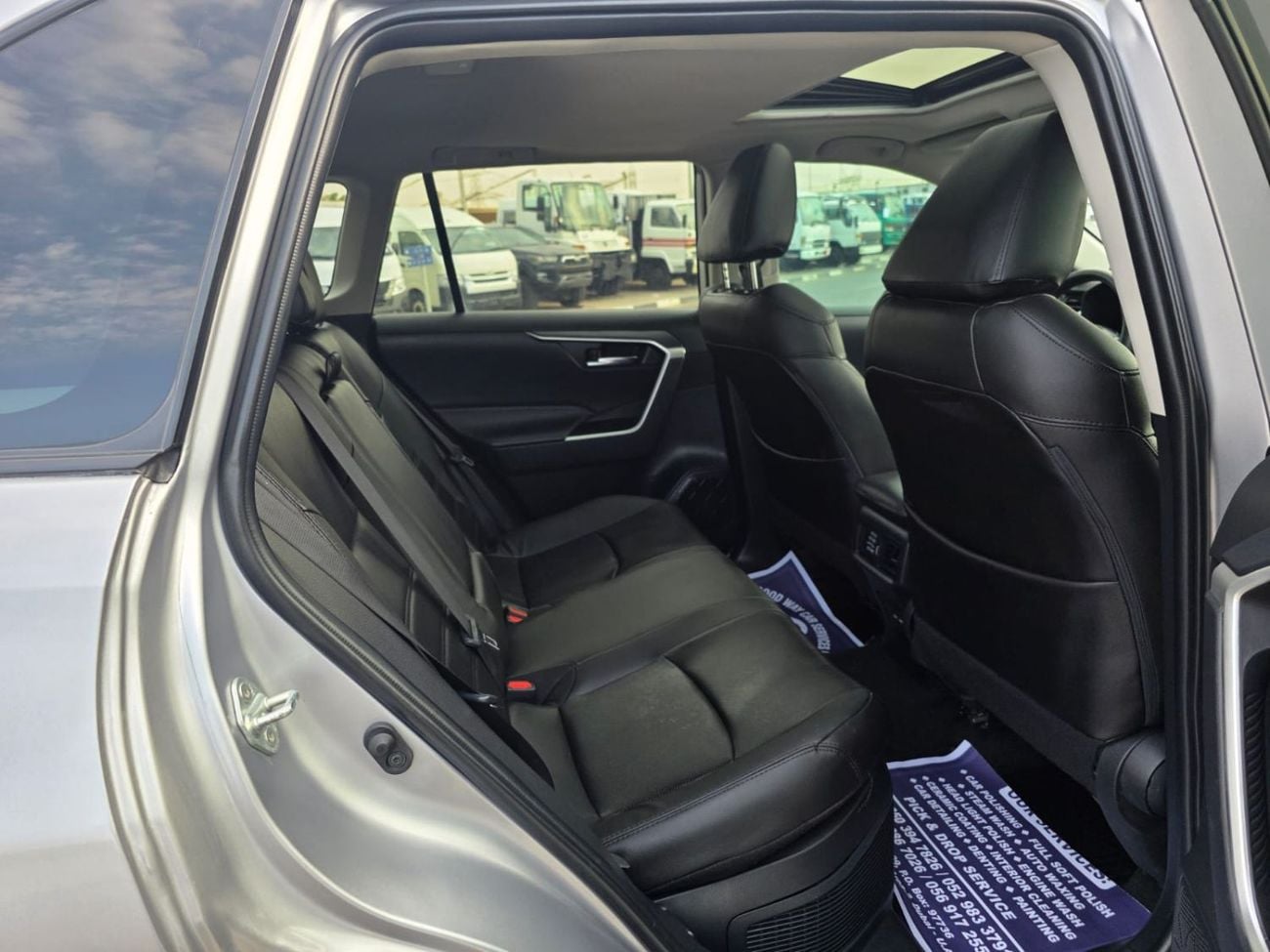 تويوتا راف ٤ 2.5L XLE Hybrid