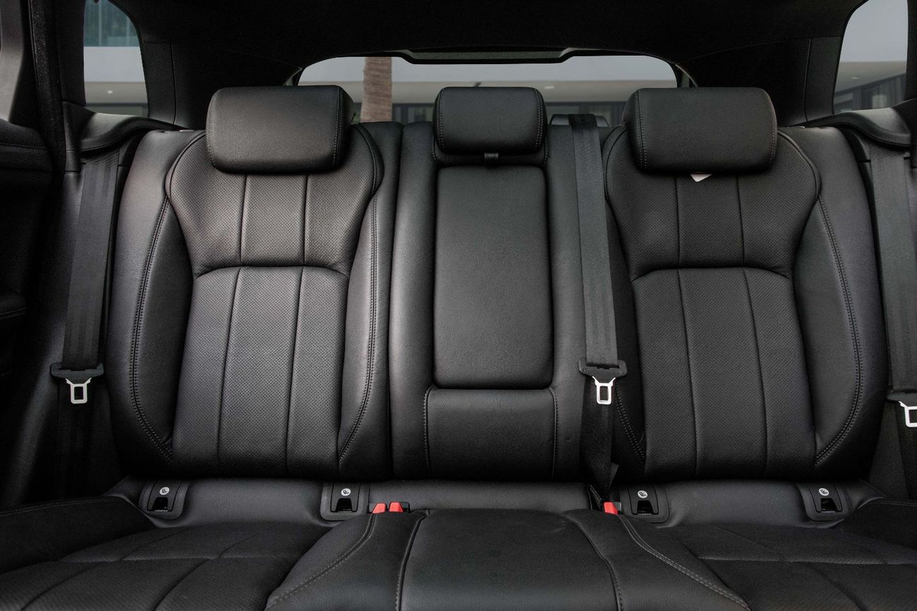 Land Rover Range Rover Evoque LANDMARK EDITION | 2076 P.M | 0% Downpayment | LOW MILEAGE!