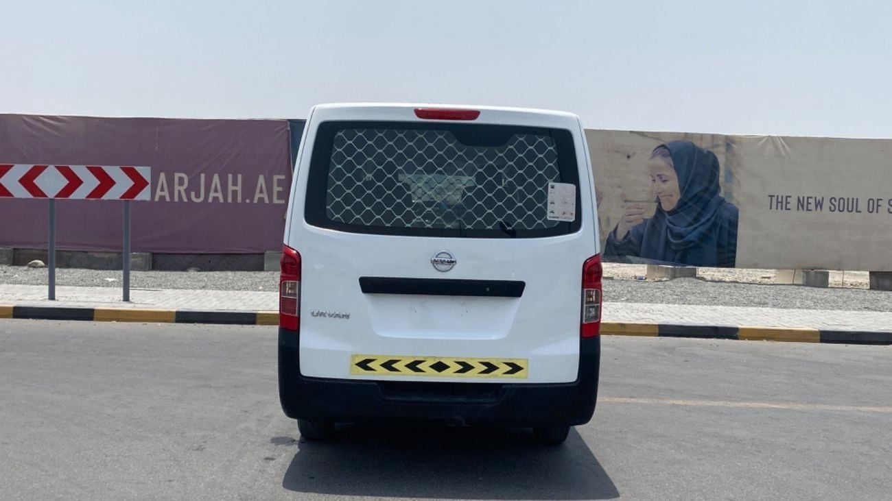 نيسان أورفان STD