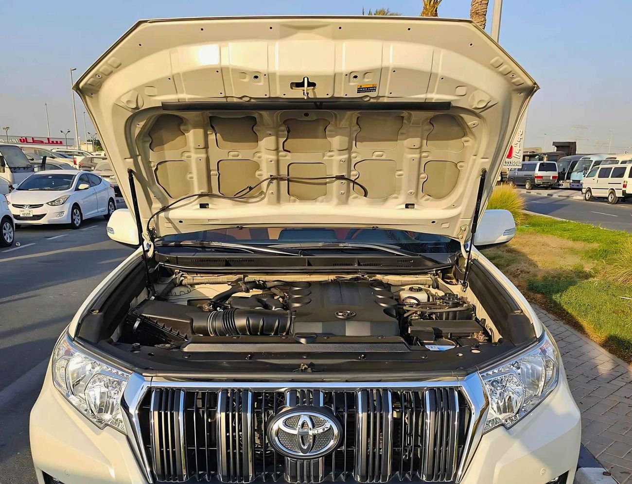 Toyota Prado GXR V6 / BACK TYRE / SUNROOF / SERVICE HISTORY / SINGLE OWNER / ONLY FOR EXPORT / LOT# 207514