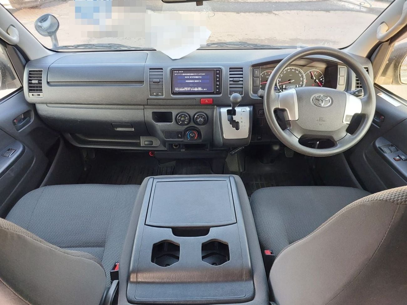 تويوتا هاياس DLS - STD ROOF TOYOTA HIACE VAN RHD 2019 MODEL 2.8 L DIESEL AUTOMATIC(PM22503)