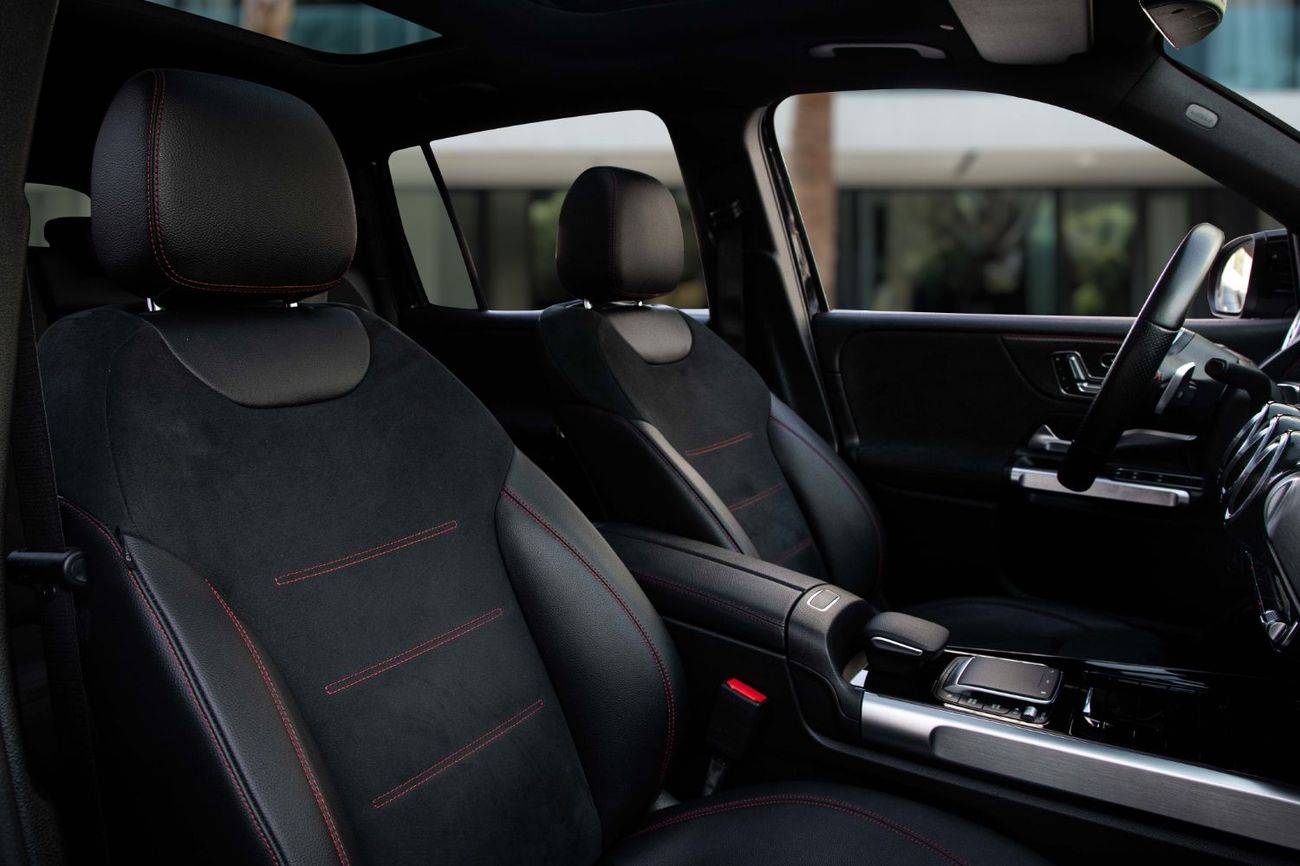 Mercedes-Benz GLB 250 GLB 250 AMG | 2,840 P.M  | 0% Downpayment | Low Mileage!