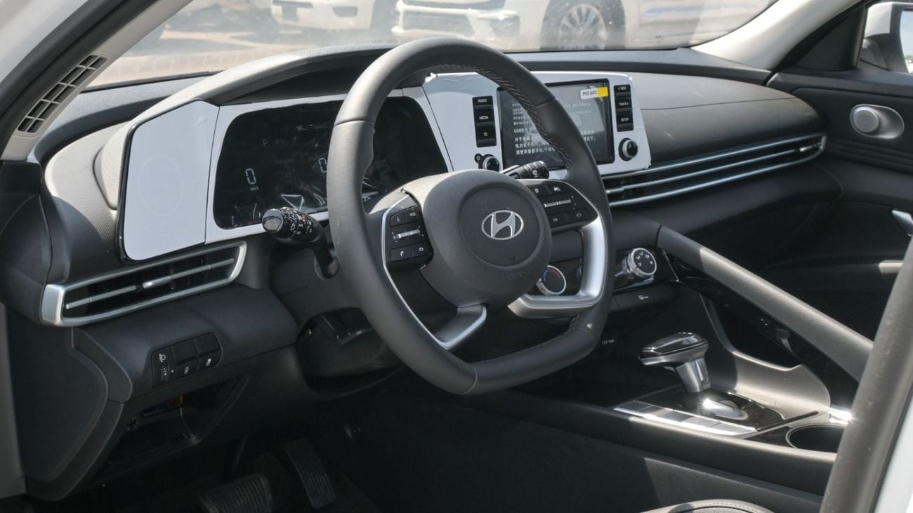 هيونداي إلانترا سمارت Hyundai Elantra - 1.5L PETROL - Chinese Specs MODEL 2025(Export)