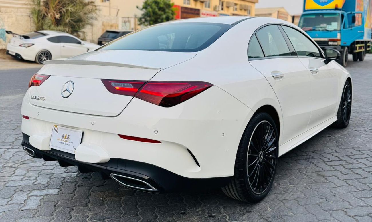 مرسيدس بنز CLA 250 Premium + 2.0L
