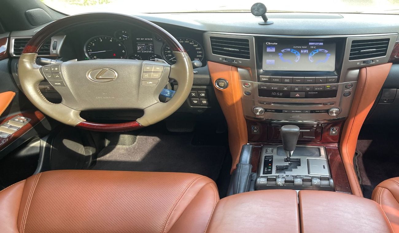 لكزس LX 570 Prestige 5.7L