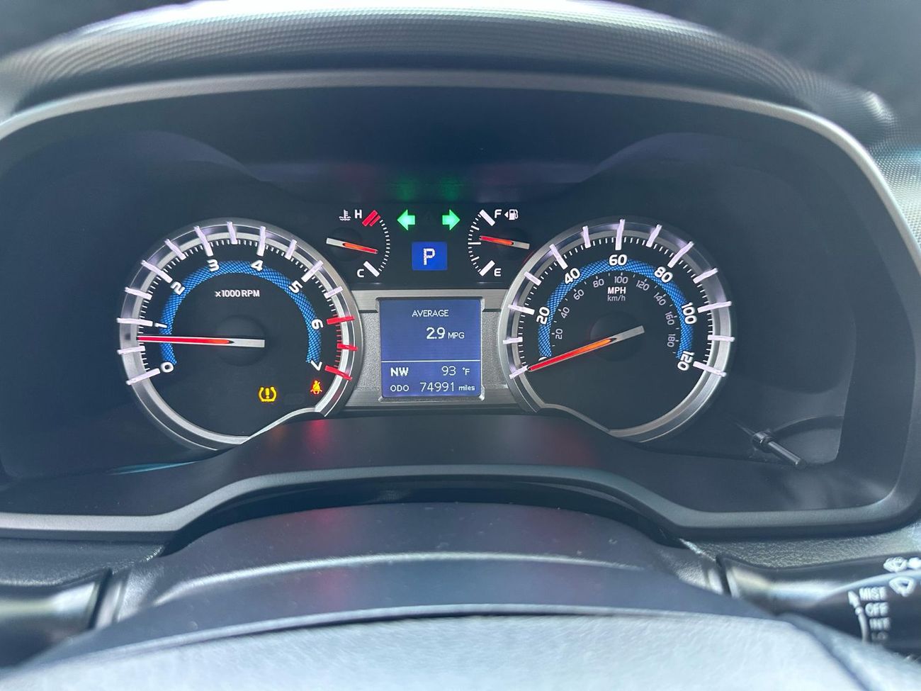 تويوتا Runner4 TOYOTA 4RUNNER LIMITED | FULL OPTION | 7 SEATS & 4X4 | UAE PASS