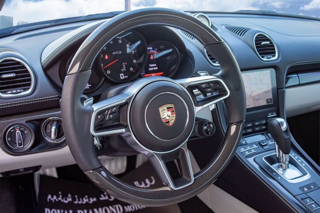 بورش كايمان Porsche Cayman GTS 2025 مواصفات خليجية