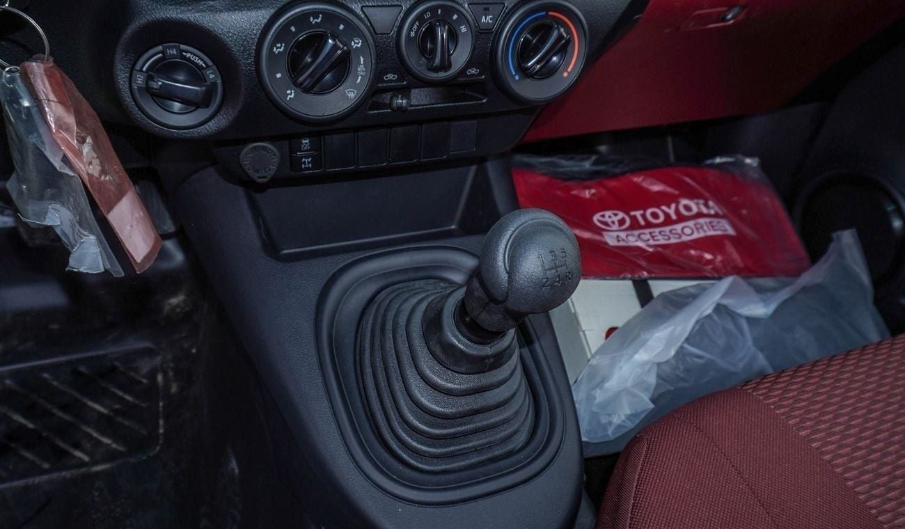 Toyota Hilux GLX 2.7L  4WD