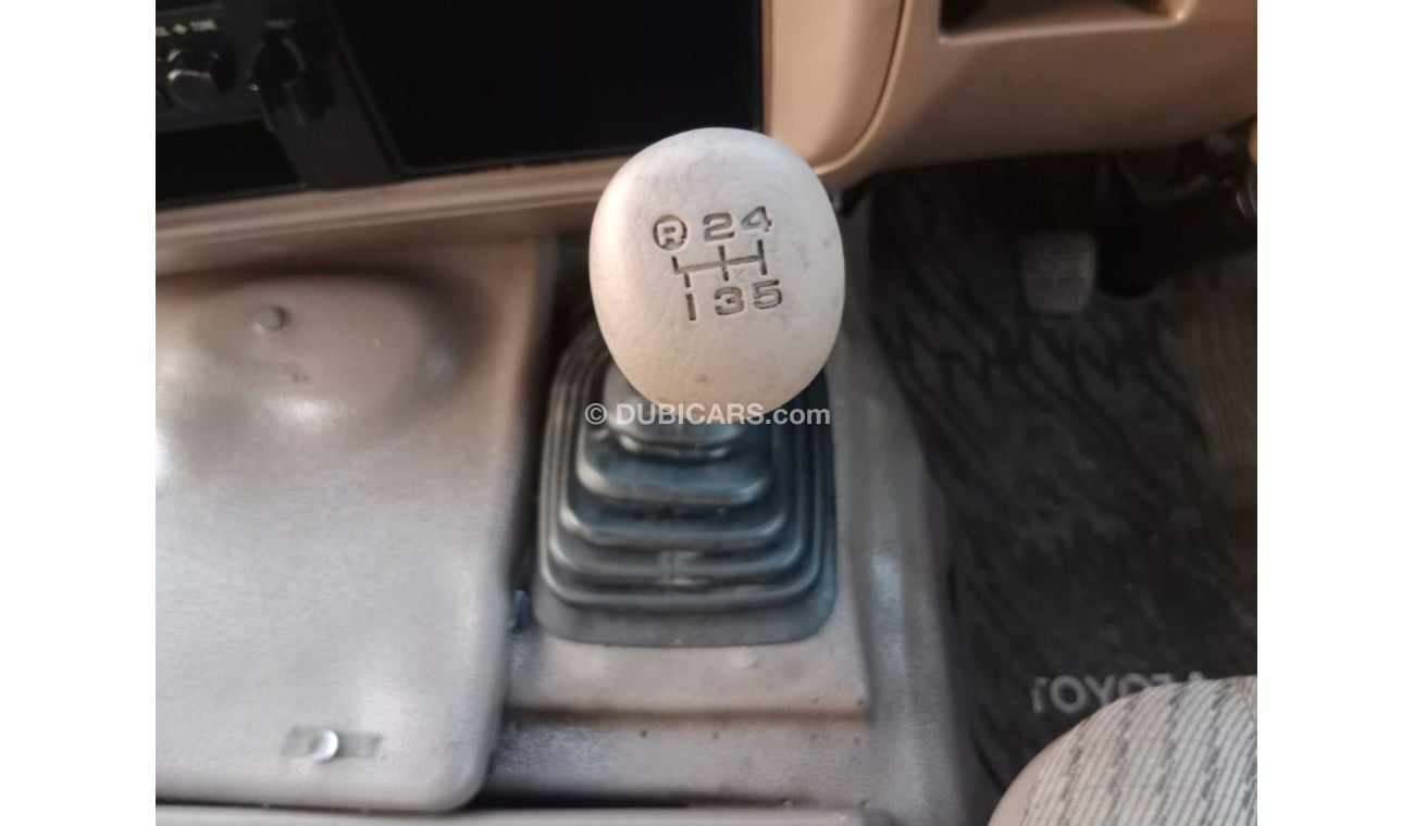 Toyota Coaster TOYOTA COASTER BUS RIGHT HAND DRIVE(PM04181)