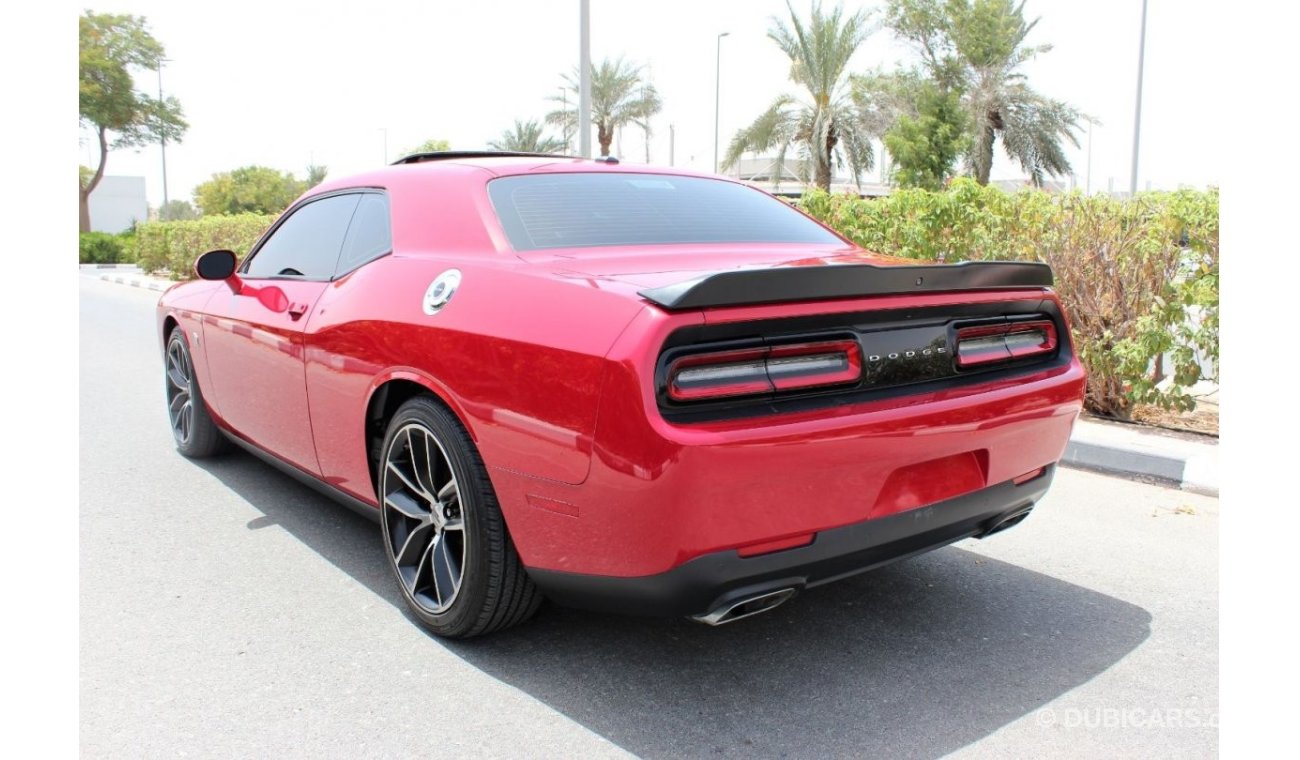 Dodge Challenger 2017/ SRT-6.4/ GCC/ 100% ORIGINAL PAINT / FULL SERVICE HISTORY