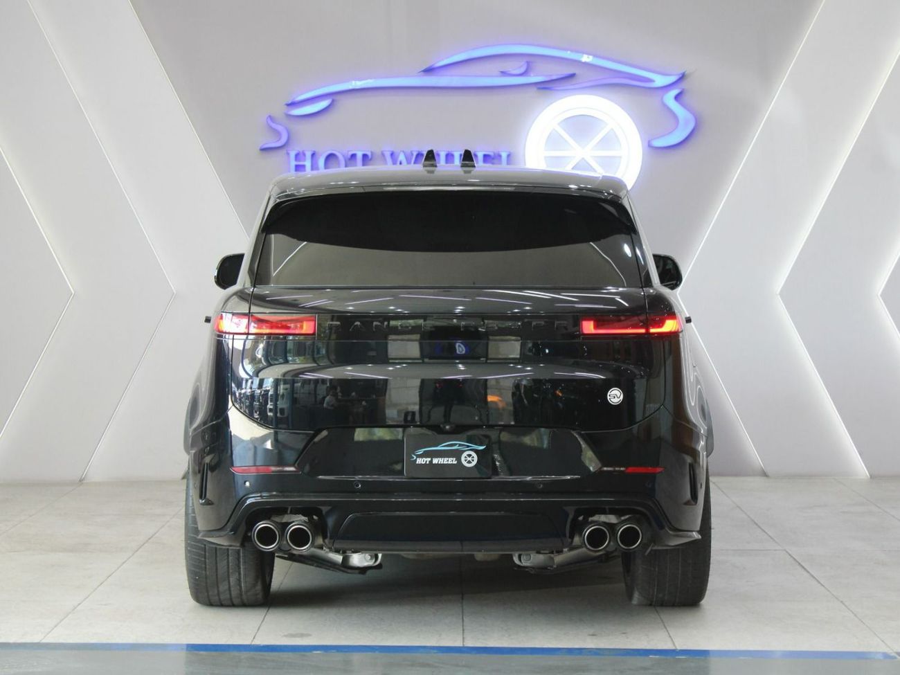 لاند روفر رينج روفر سبورت SV EDITION