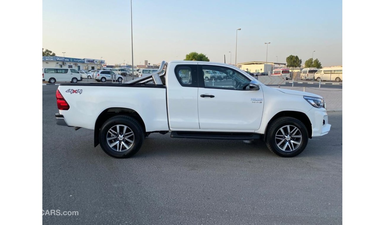 Toyota Hilux diesel smart cabin automatic 2.8L year 2018 white color