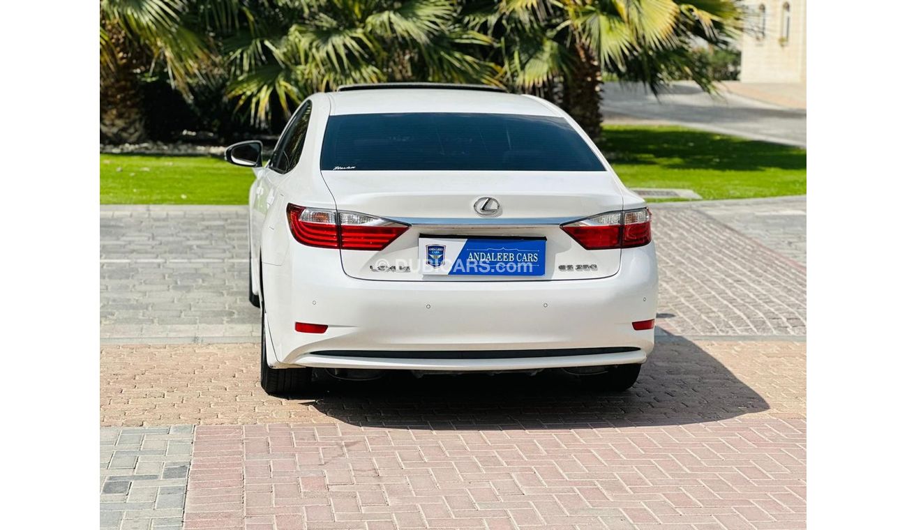 Lexus ES250 Premier 1330 P.M LEXUS ES250 || ORIGINAL PAINT || WELL MAINTIANED || SUNROOF || GCC