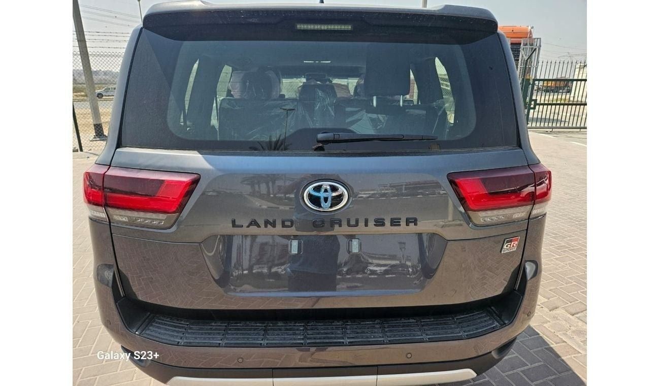 Toyota Land Cruiser GR Sport 3.5L Petrol