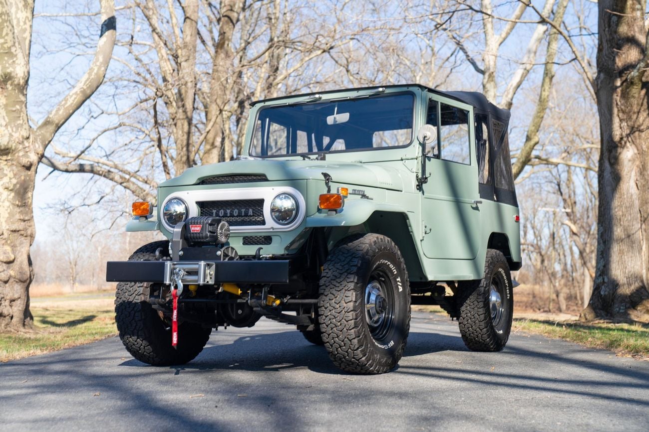 Toyota FJ Cruiser LS3 Swap, 5 Speed Manual, Restomod
