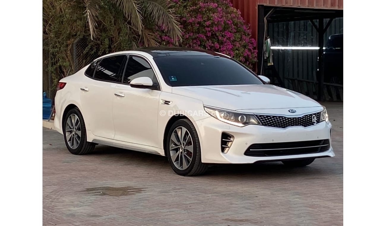 Used Kia Optima 2017 for sale in Dubai 543906