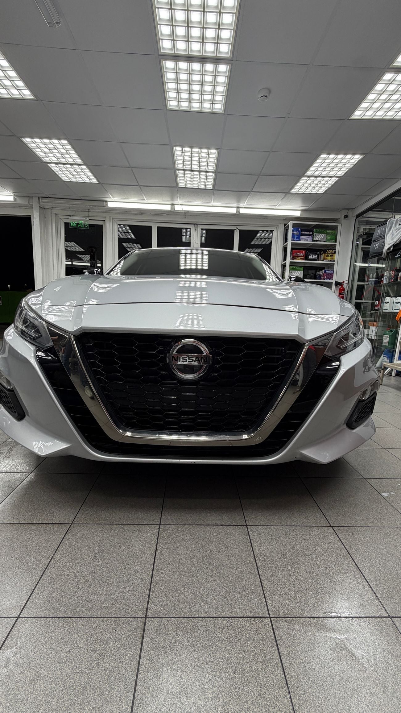 نيسان ألتيما