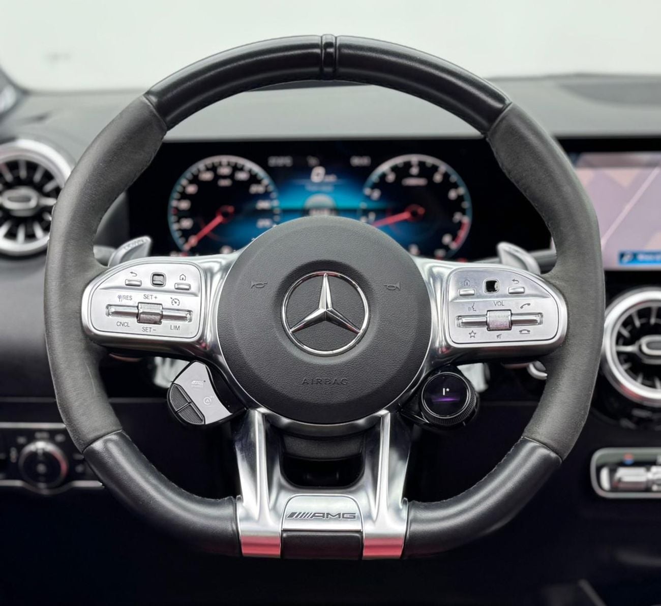 مرسيدس بنز GLA 45 S AMG 2022 Mercedes Benz GLA 45S AMG, 2026 Mercedes Warranty, Full Mercedes Service History, Low Km, GCC