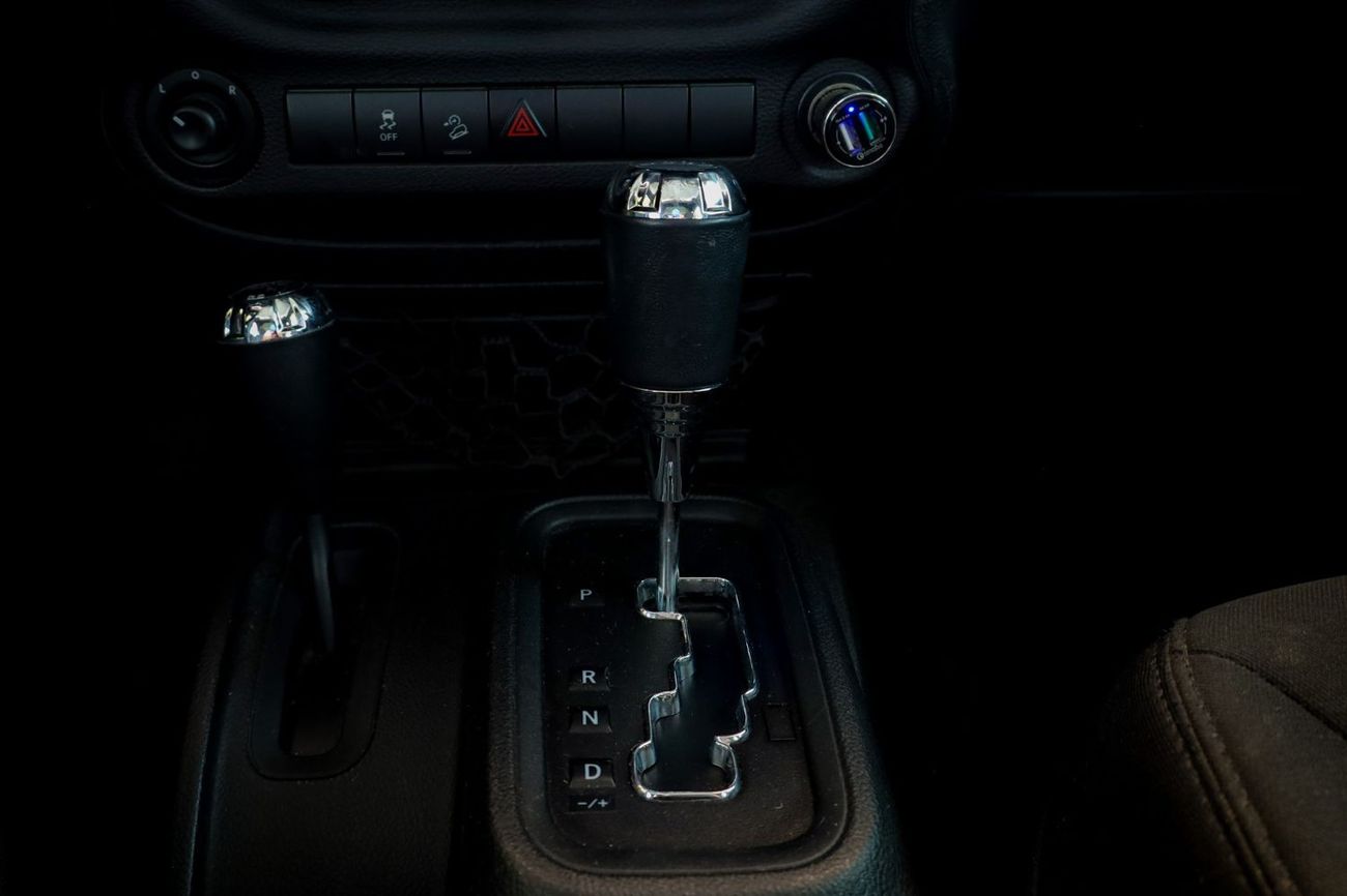 جيب رانجلر Jeep Wrangler Unlimited Sport  2018 GCC under Warranty with Flexible Down-Payment/ Flood Free.