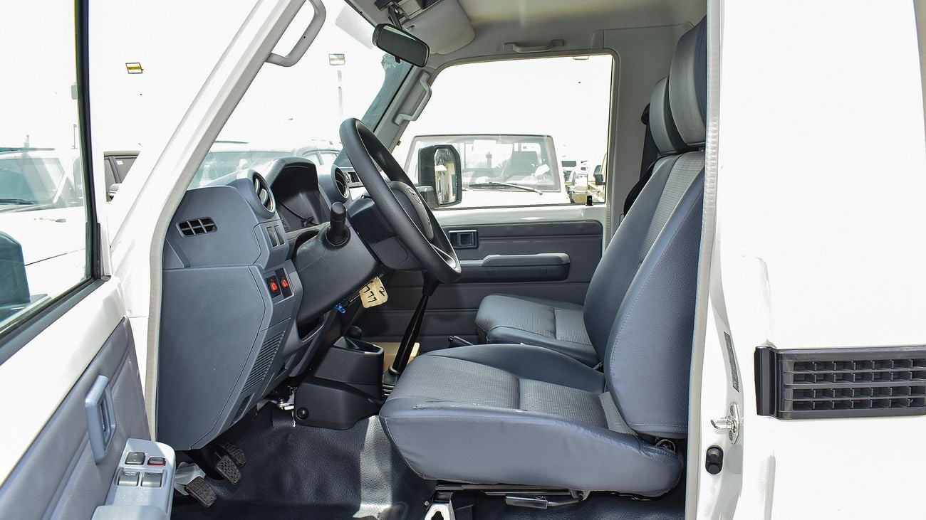 Toyota Land Cruiser Pick Up