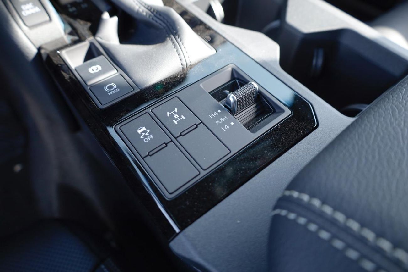 تويوتا برادو TOYOTA PRADO 250 2.8L DIESEL  4WD TXL AUTO