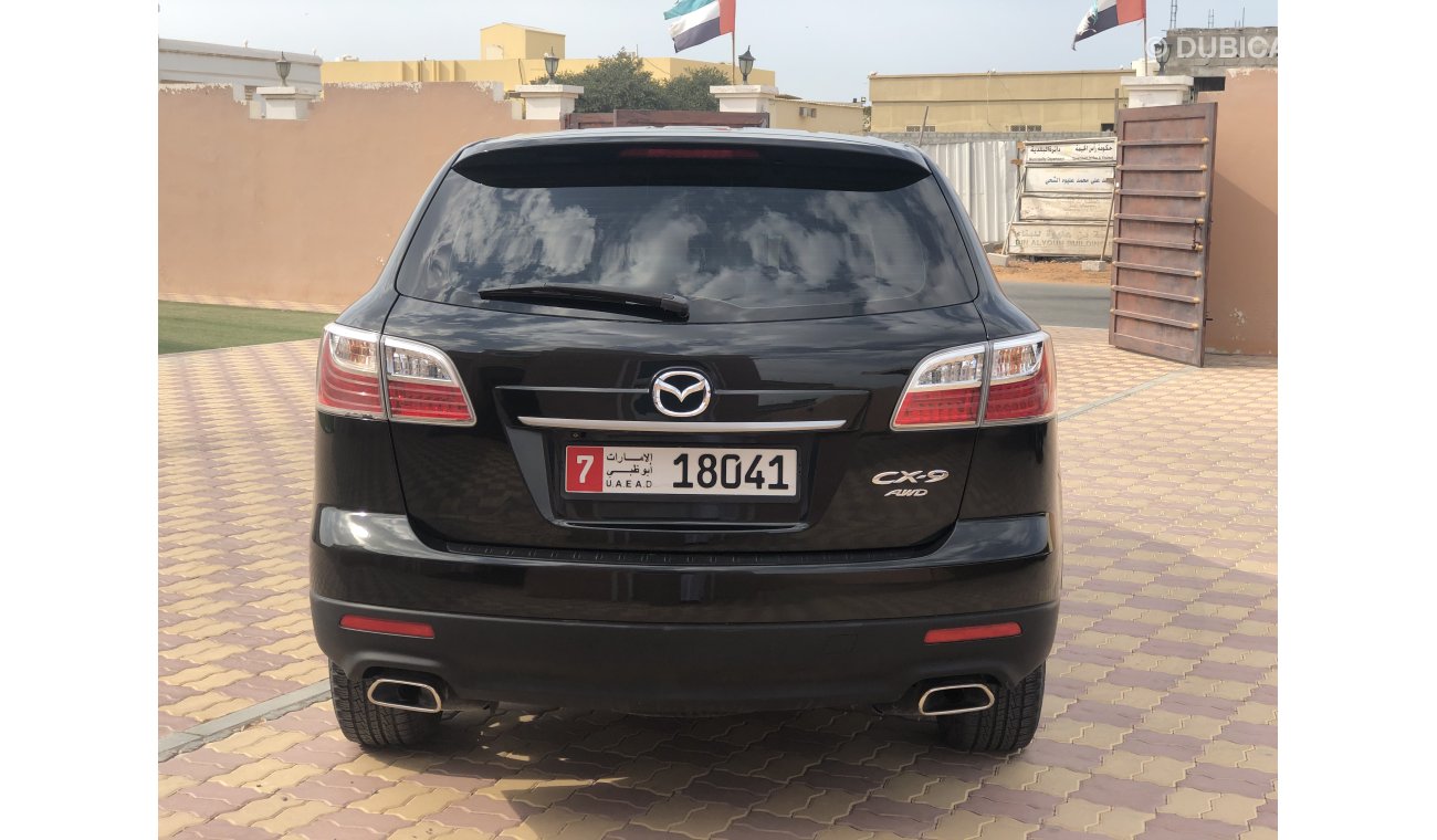 Mazda CX-9 موديل 2012 خليجي رقم 1 بحالة ممتازة ماشي 88 km