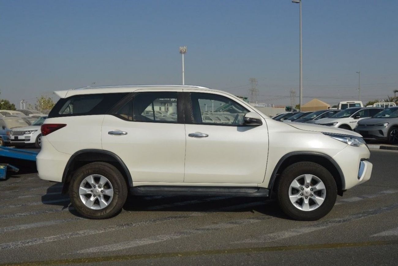 تويوتا فورتونر Full option accident free