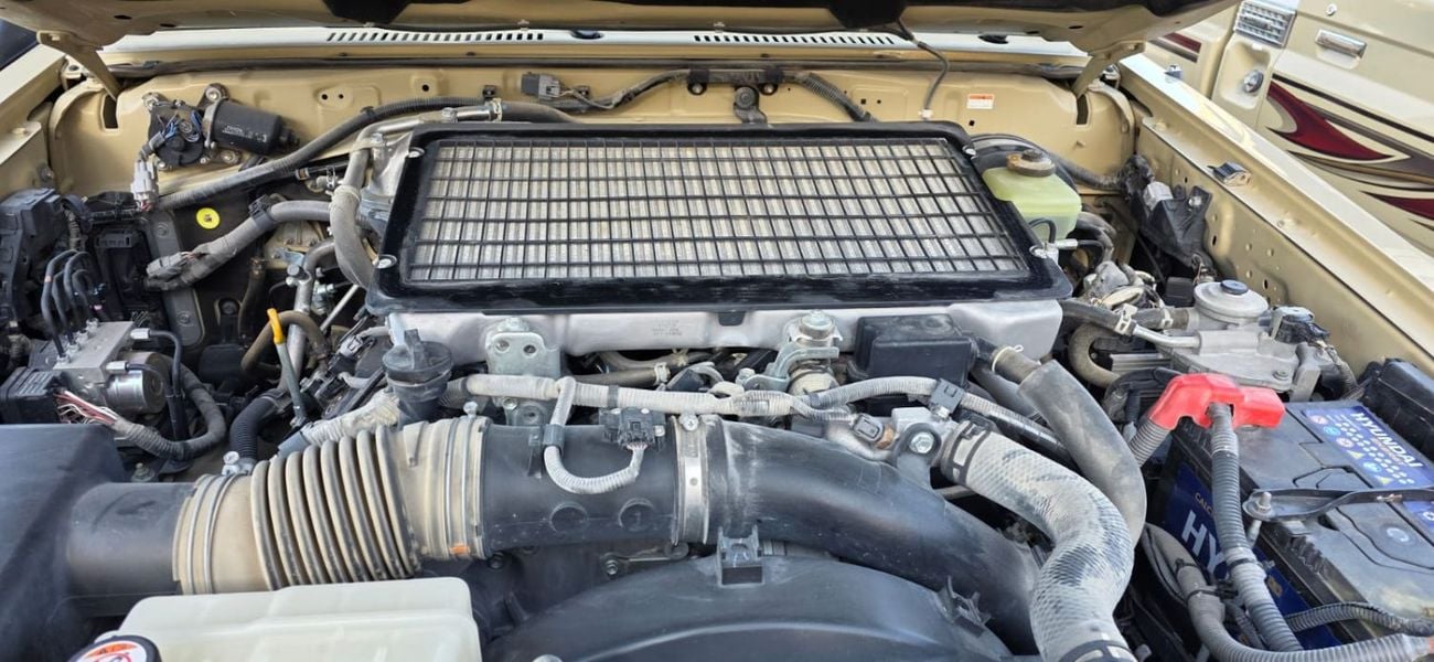 تويوتا لاند كروزر بيك آب 4.5 V8 DIESEL