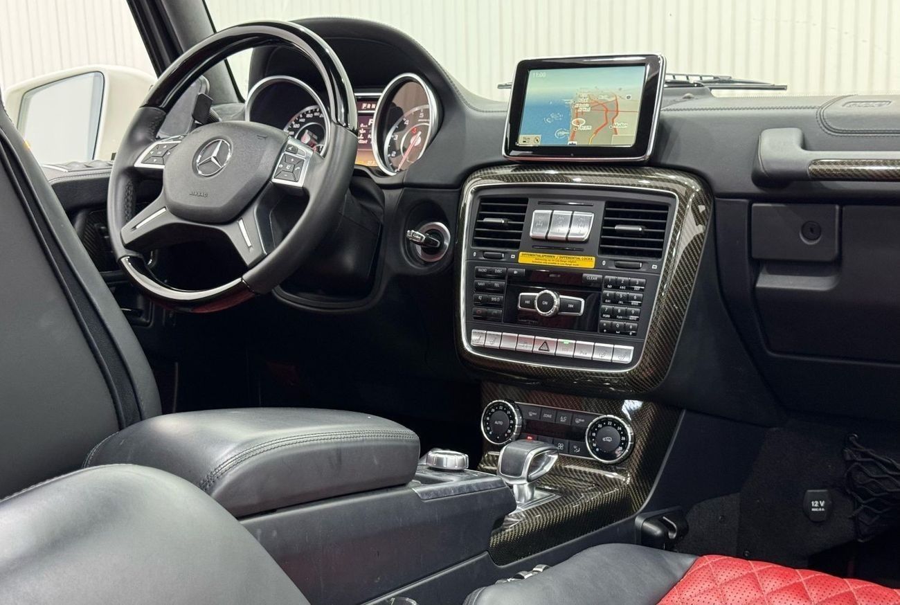 مرسيدس بنز G 63 AMG Std 5.5L 2014 Mercedes Benz G63 AMG, Service History, Carbon Fiber Package, Low Kms, GCC