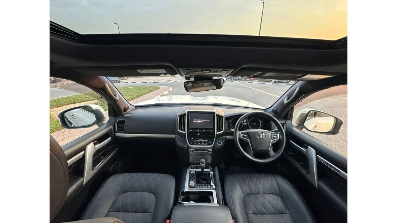 تويوتا لاند كروزر -