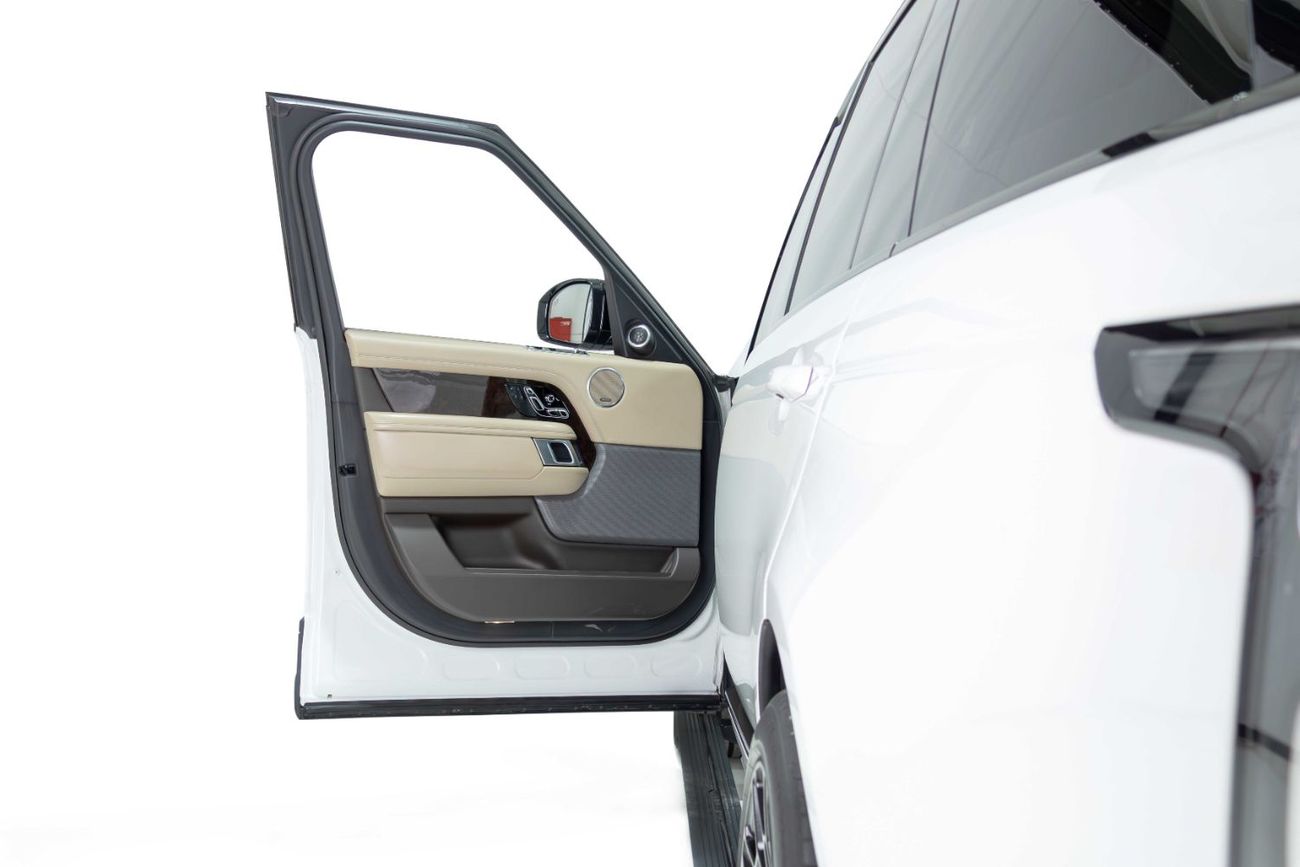 Land Rover Range Rover HSE 3.0L (380 HP) Long Wheel Base-GCC-SVO Kit-Full Service History Available-Under Warranty