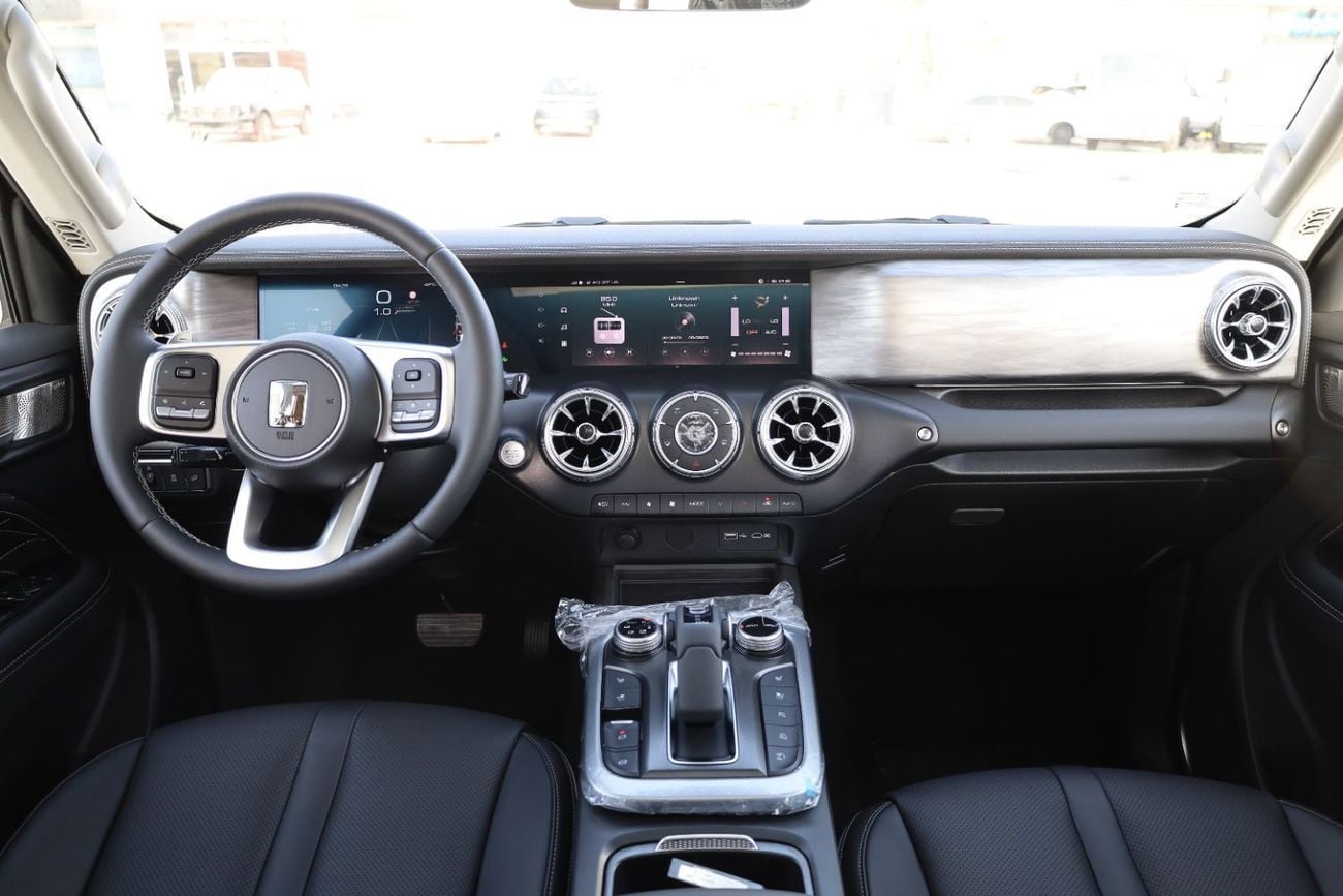 تانك 300 Challenger Version 2.0L Turbo 2025 Model