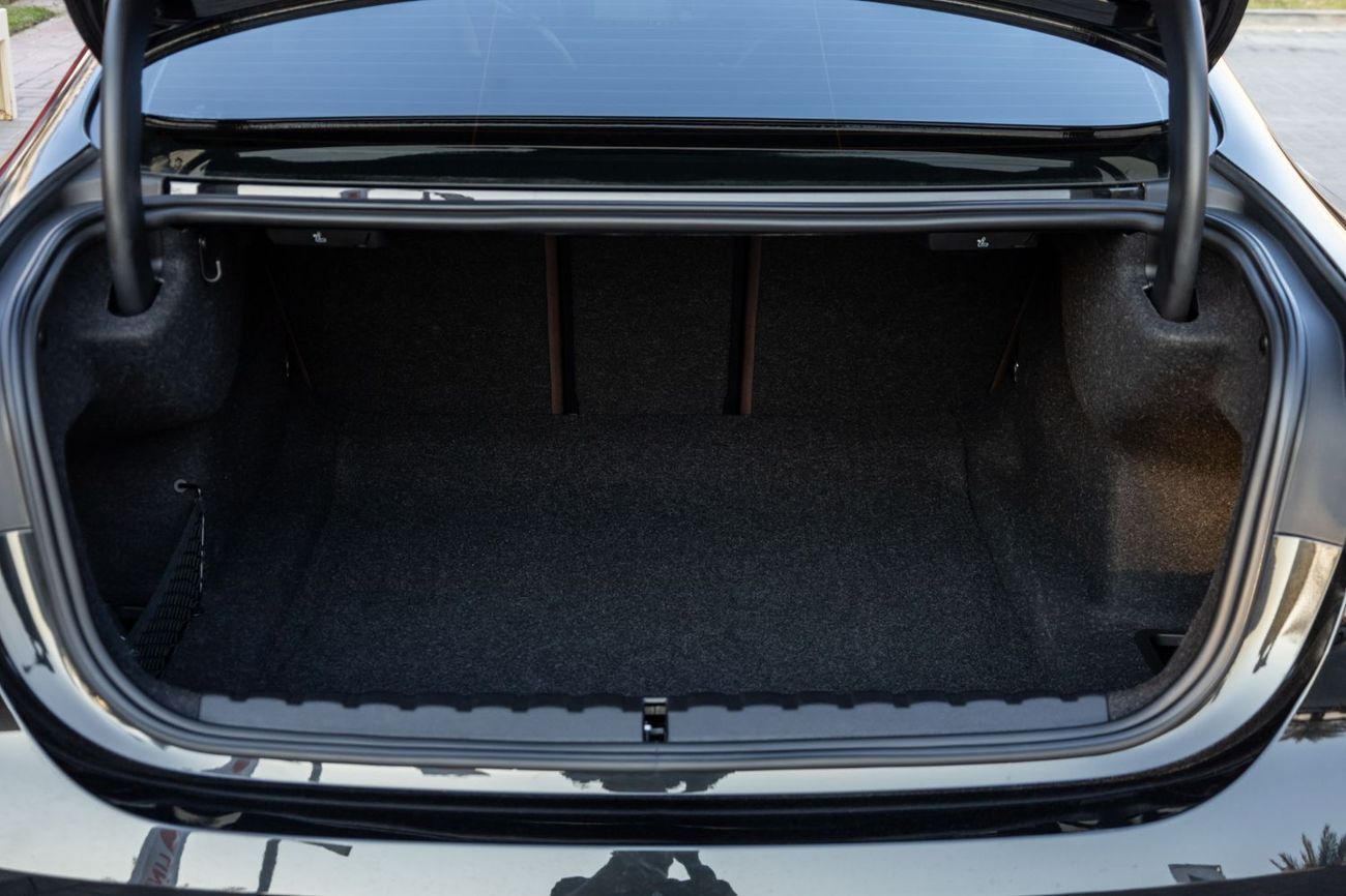 بي أم دبليو 430i