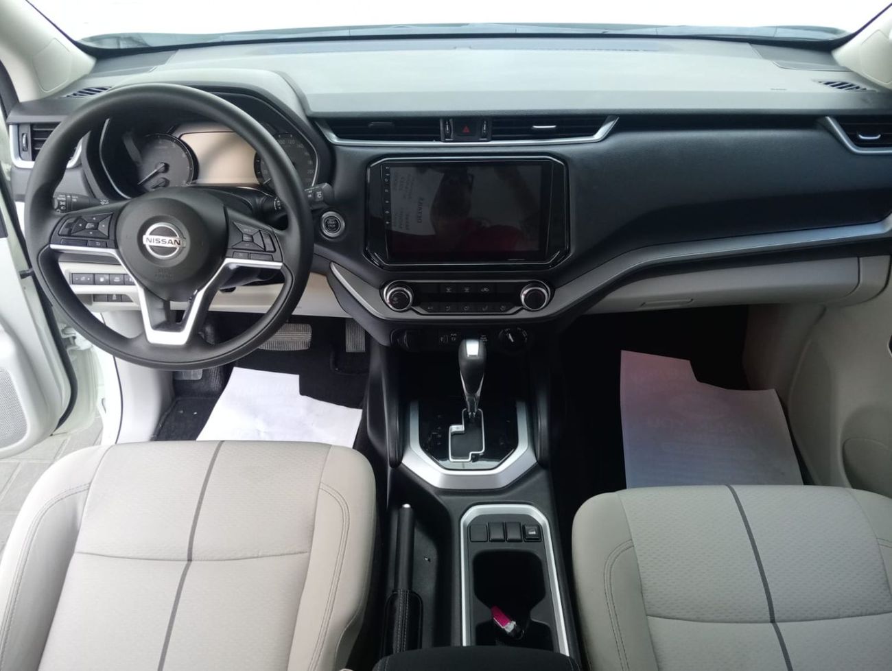 نيسان إكستيرا SE 2.5L RWD