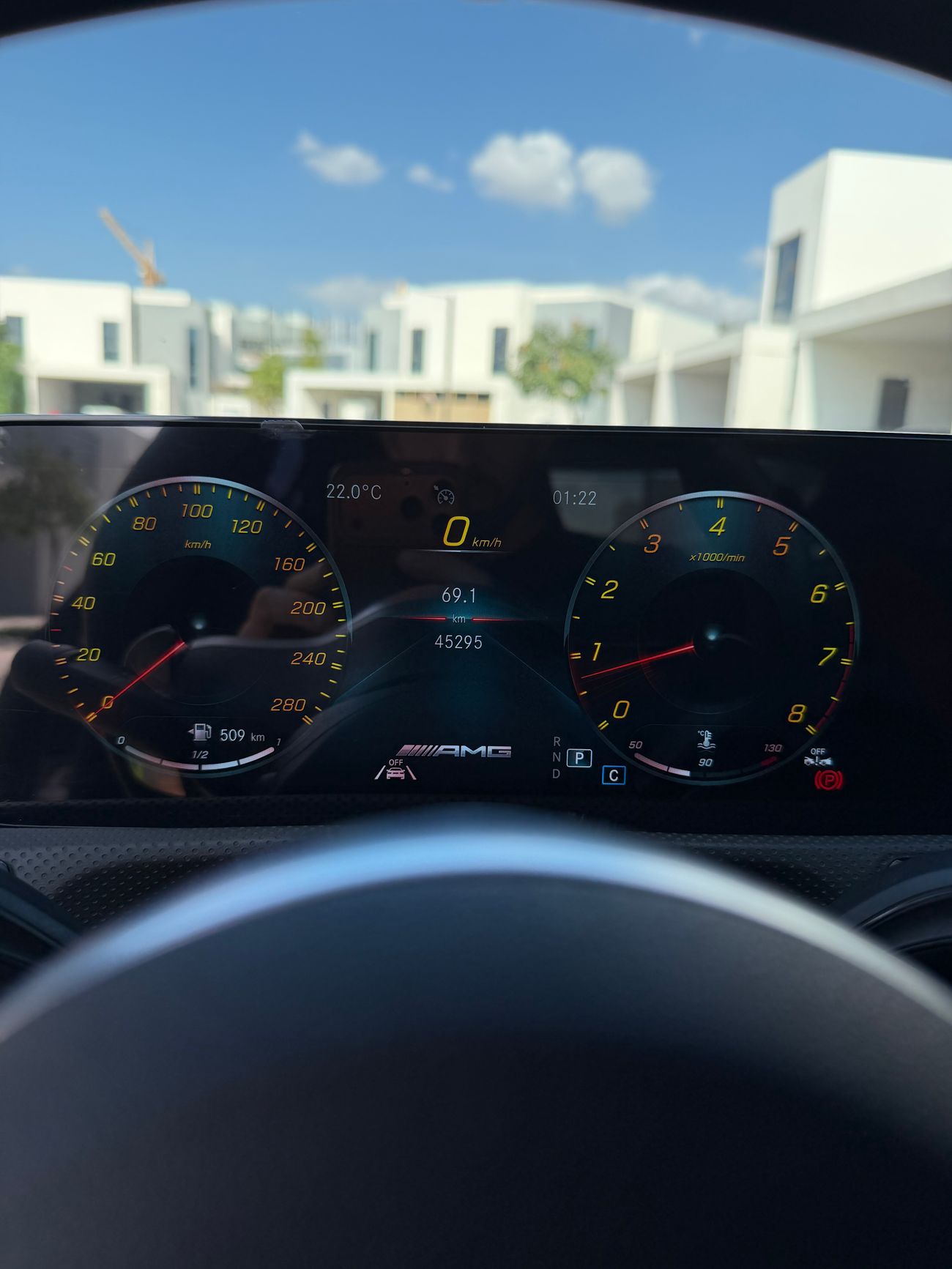 مرسيدس بنز CLA 35 AMG 2.0L Turbo AMG(4MATIC), 5 door sedan