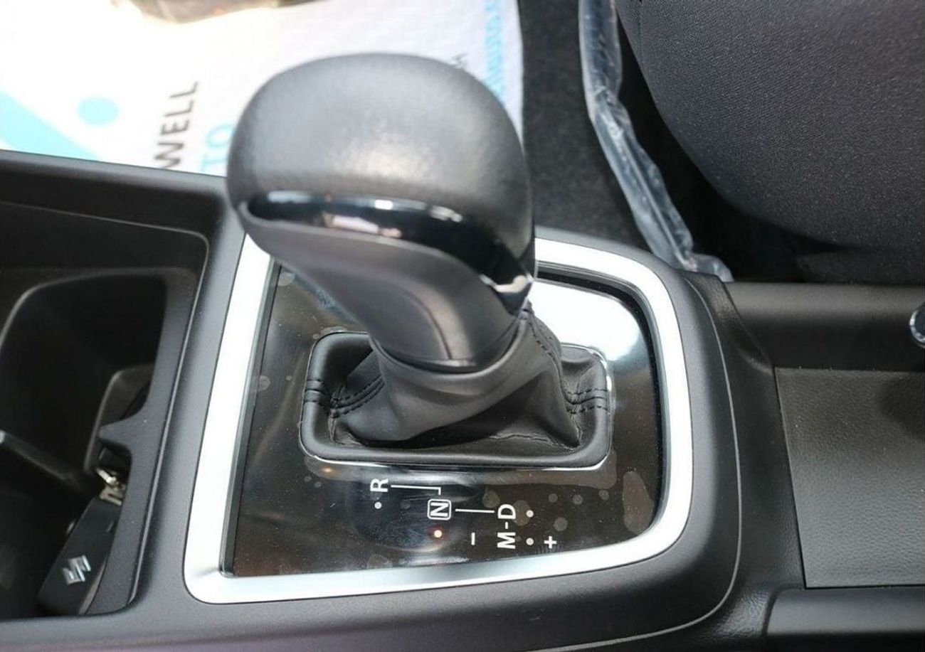 Suzuki Swift GLX 1.2L PUSH BUTTON | BLUETOOTH | AUTO CLIMATE | 2024