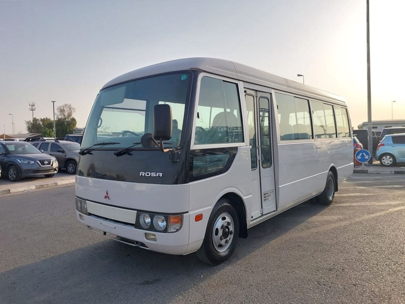Mitsubishi Rosa 2004 MITSUBISHI ROSA BUS RHD DIESEL AUTOMATIC 4M51(PM300030)