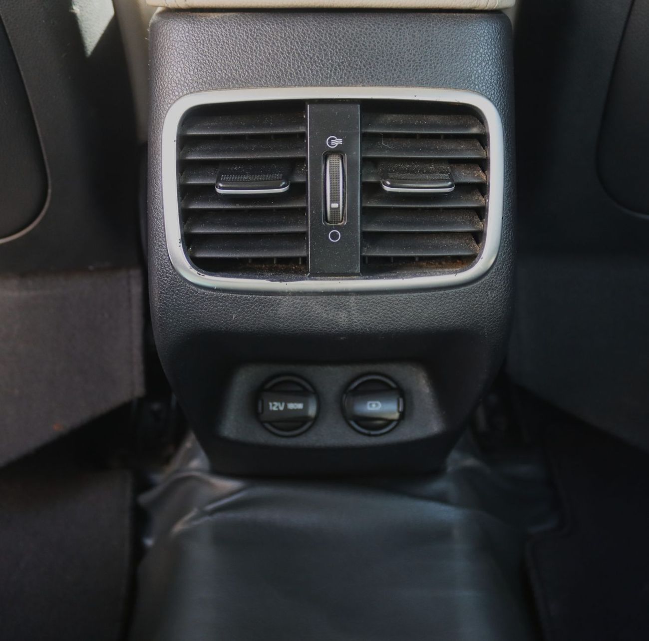 كيا أوبتيما كيا أوبتيما - 2020- خليجى - بدون حوادث - محرك 2.0L- بحاله ممتازه