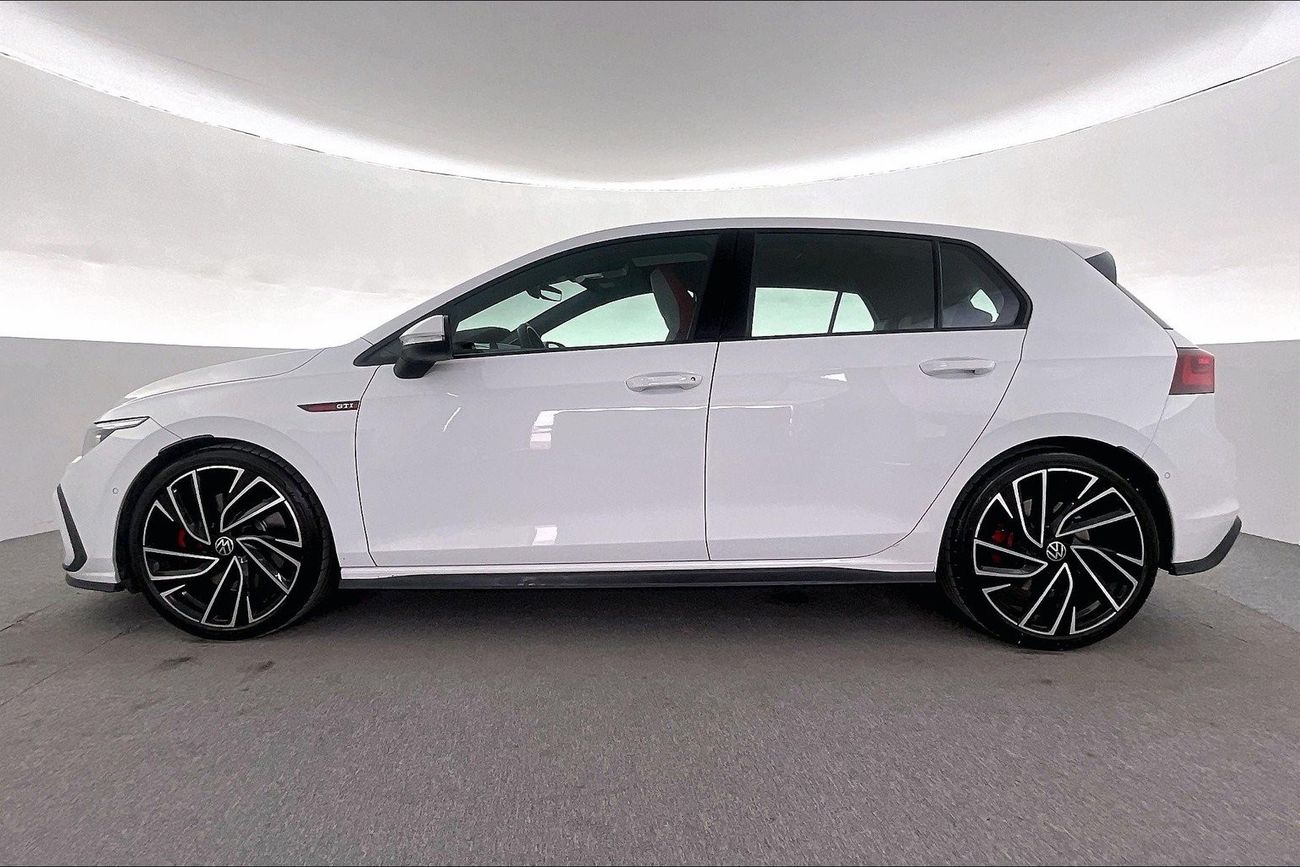 Volvo XC40 T4 R Design | Guaranteed Warranty | 0 Down Payment