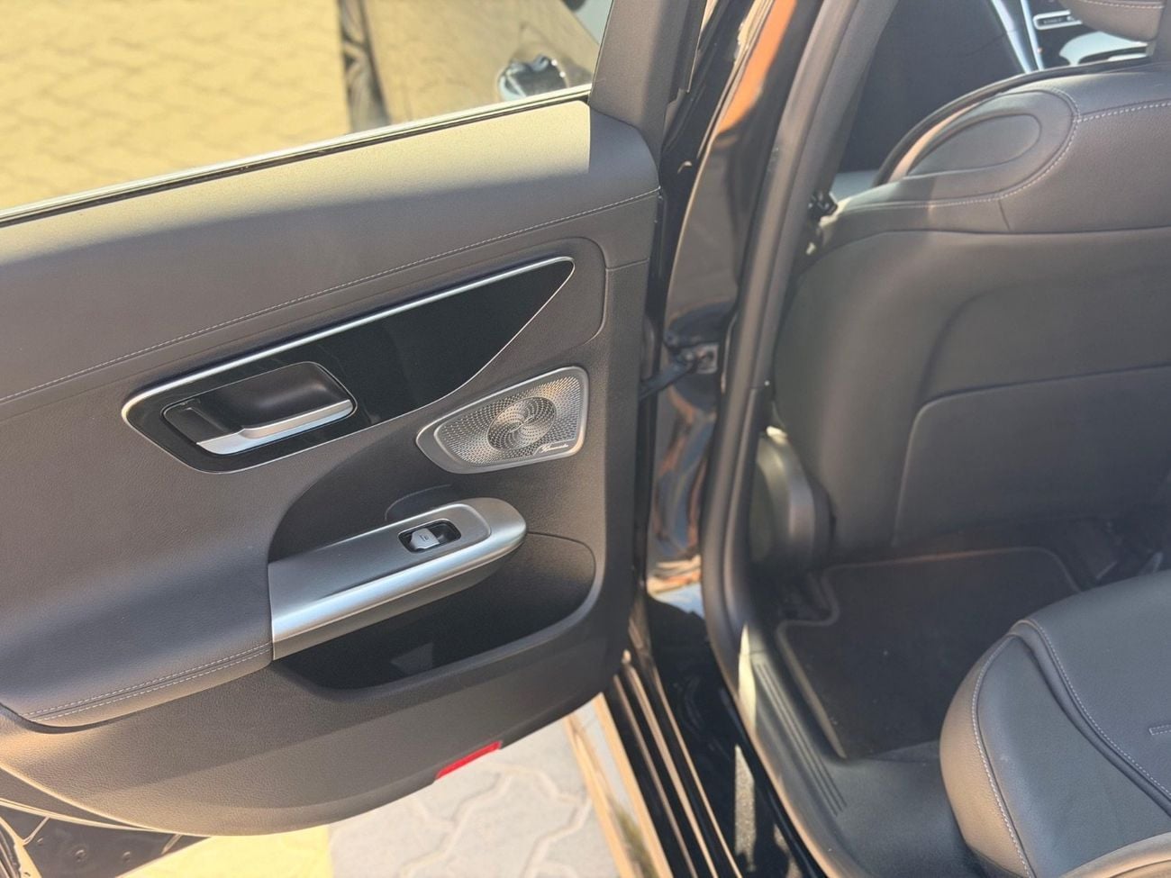 Mercedes Benz C300 STD (NON GCC) Base