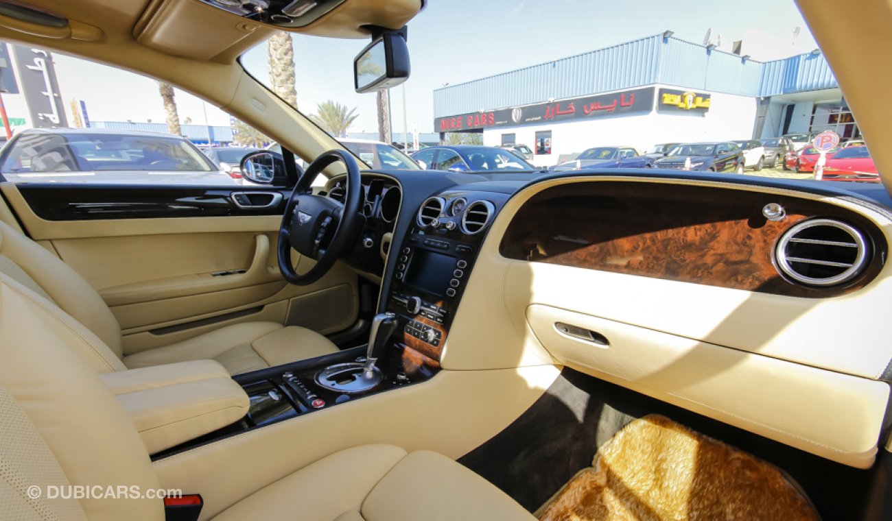 Bentley Continental Flying Spur 6.0