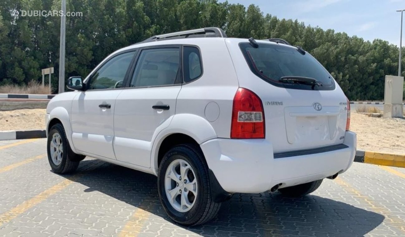 Hyundai Tucson 2009 V6 4x4 Ref#726