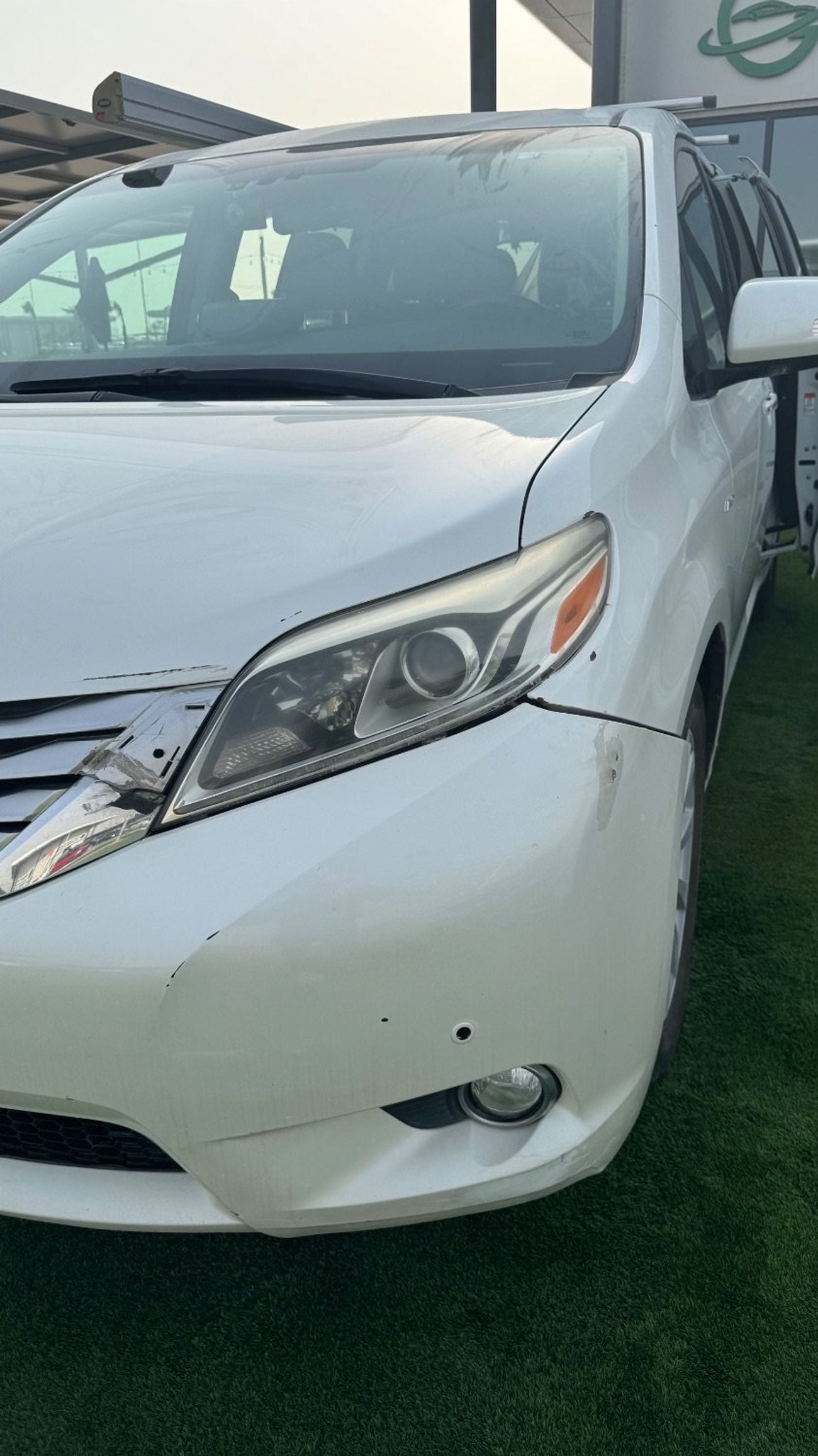 تويوتا سيينا Limited AWD